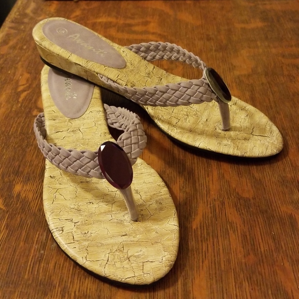 Avanti Thong Sandals